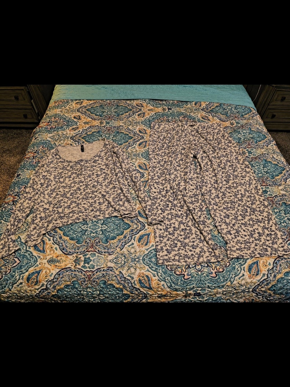 torrid Blue and White Floral Pajama Set